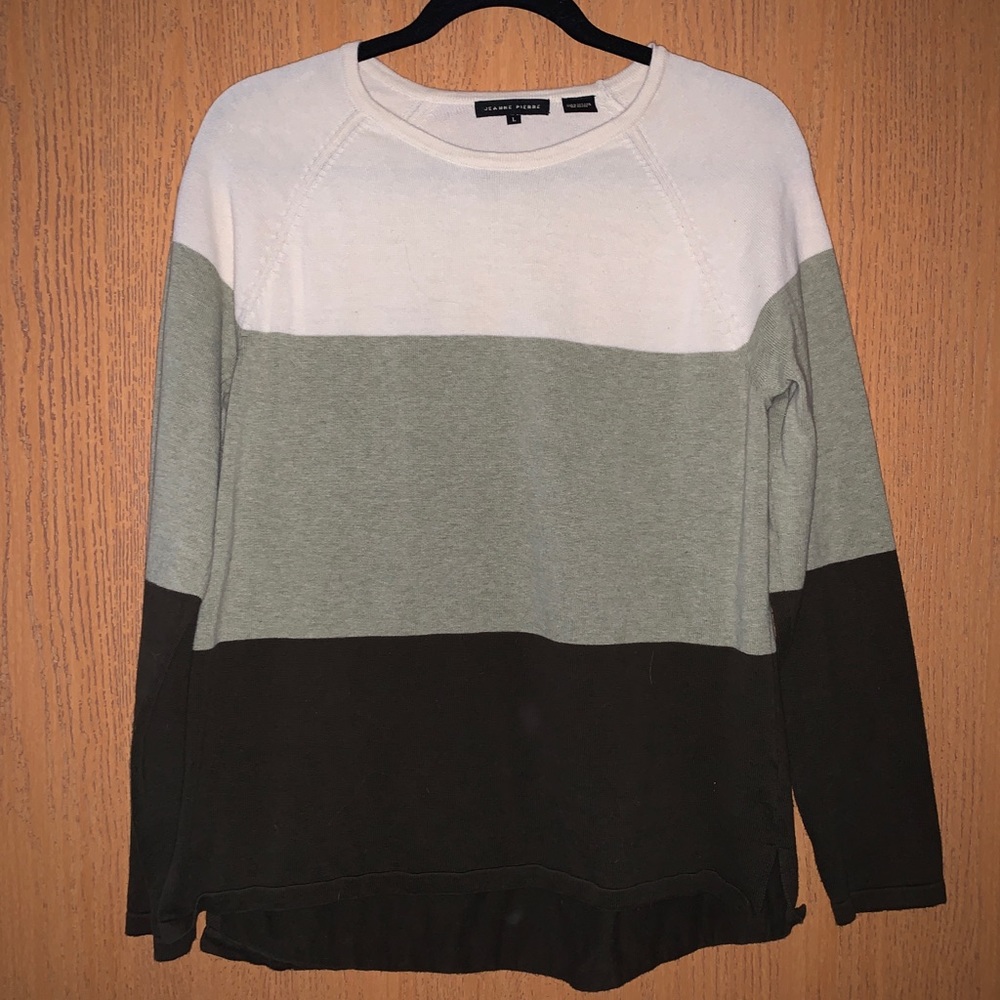 Fall multi color sweater - Picture 1 of 3